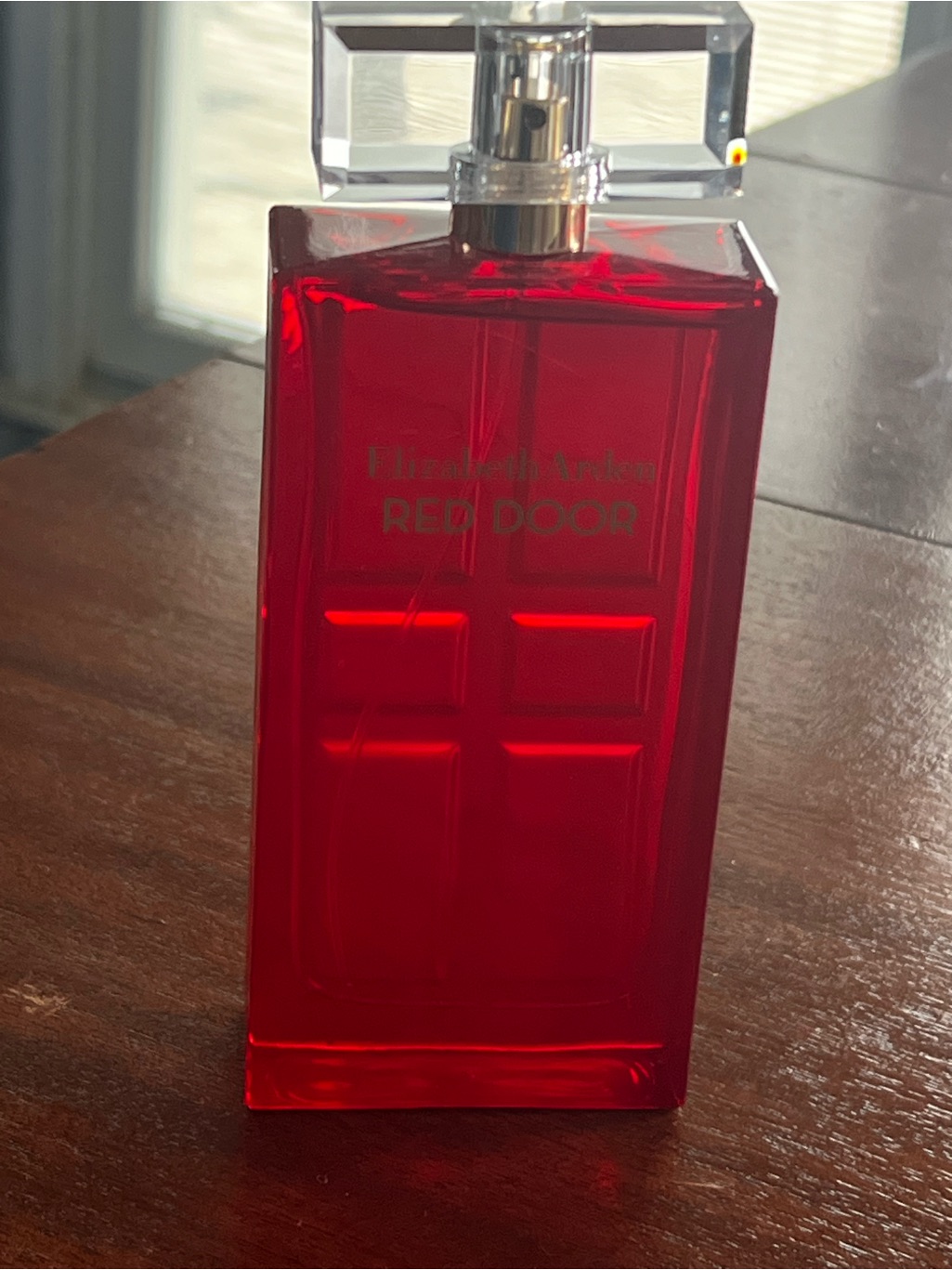 Elizabeth Arden Red Door Signature Red Glass Perfume Bottle Elizabeth Arden Red Door Signature Red Glass Perfume Bottle